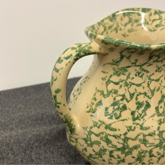 Vintage Robinson Ransbottom Spongeware Pottery Pitcher Jug - Picture 11 of 13